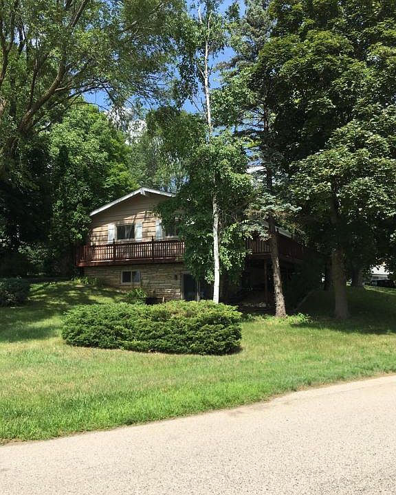 1st image of 1452 Riverdale Dr