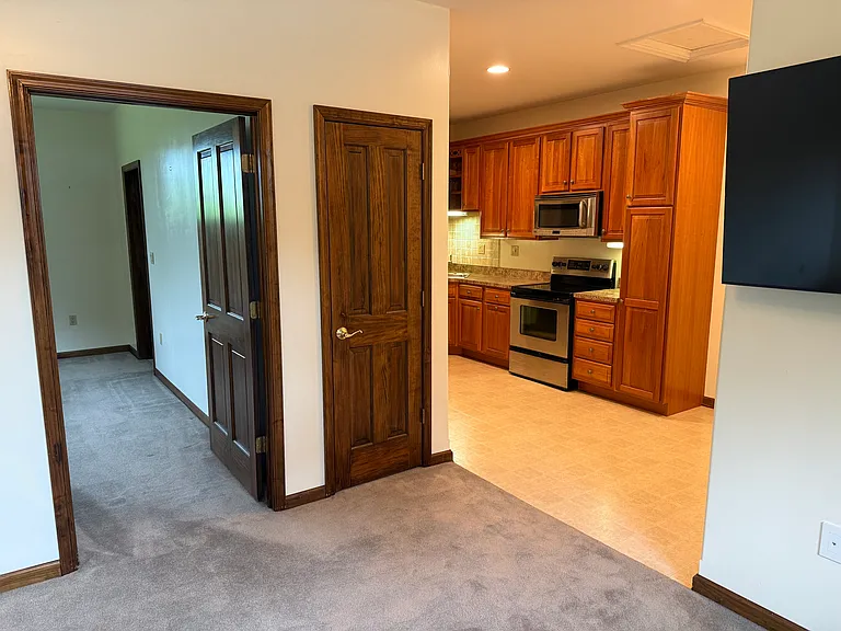 23158 Town Run Dr — Photo 16