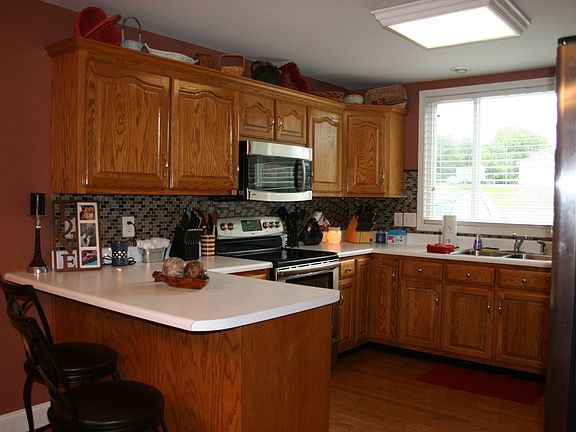 5th image of 129 Brandy Hill Ln
