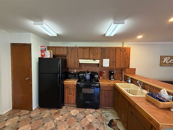 4th image of 1550 Peaceful Hollow Rd