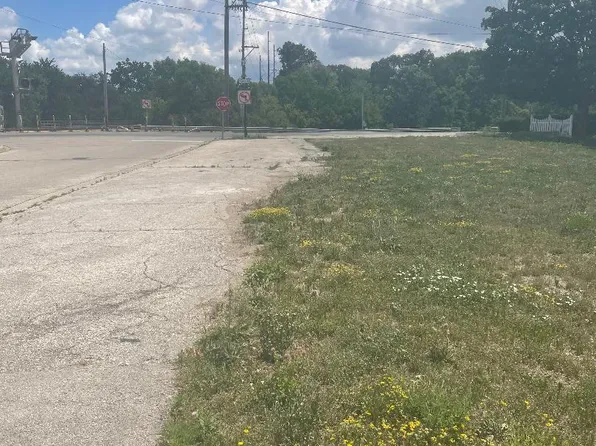 2946 N River Rd, River Grove, IL 60171