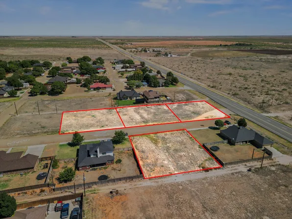 5th St, Plains, TX 79355
