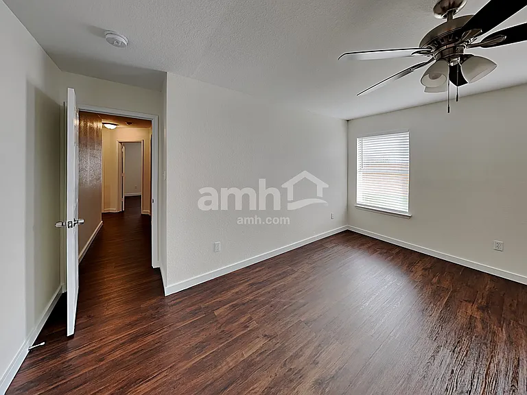 7031 Rovato Dr — Photo 11