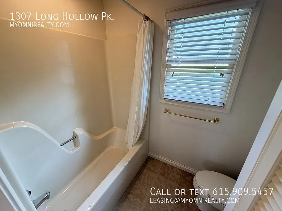 1307 Long Hollow Pk. — Photo 2