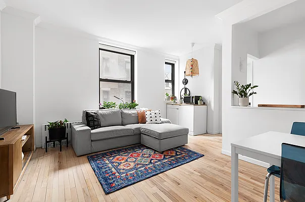Rented by Compass | media 2