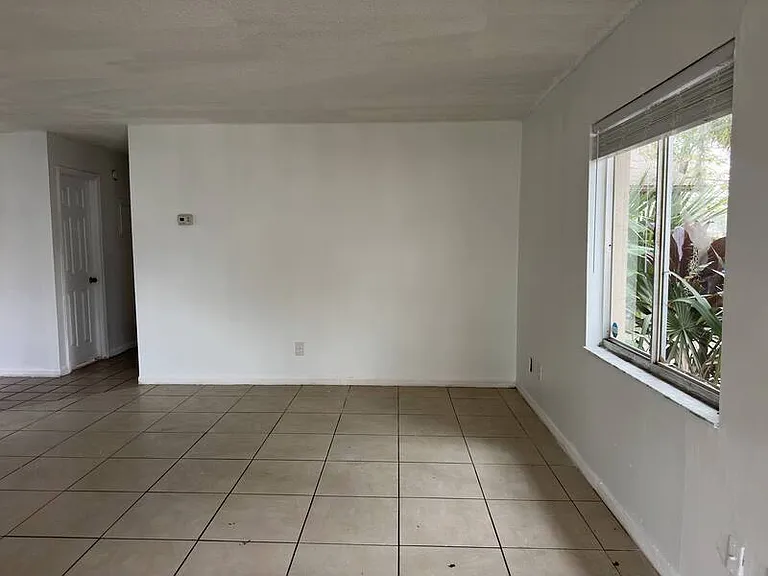 5523 Lehigh Ave #1 — Photo 2