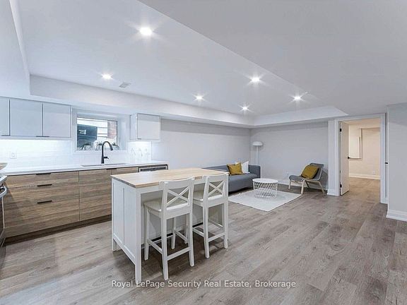 4th image of 219 Glendonwynne Rd