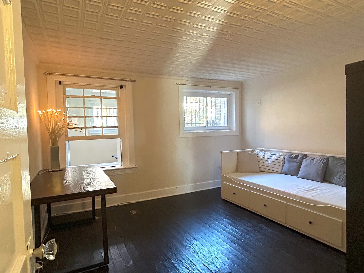 2 bed, 1000 sqft, $1,950 — Photo 3