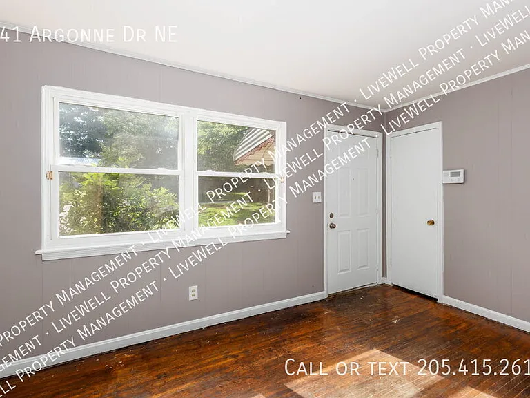 341 Argonne Dr NE — Photo 11