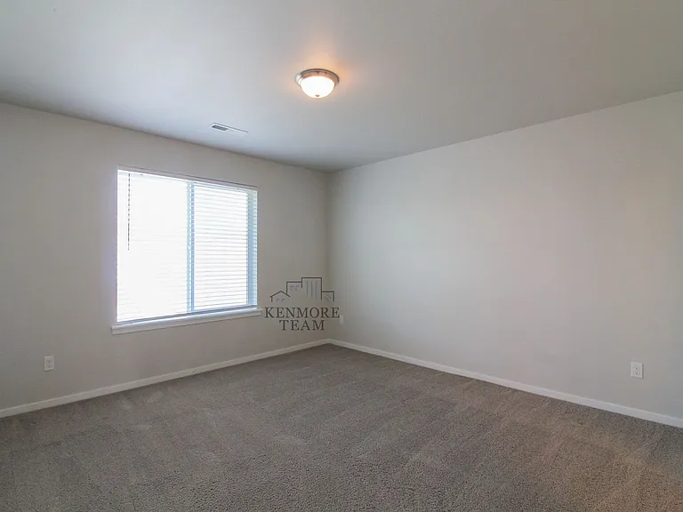 5613 Remington Dr — Photo 7