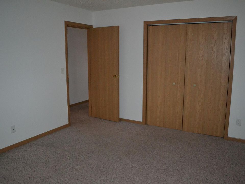 1st image of 1114 27th Ave S APT 15