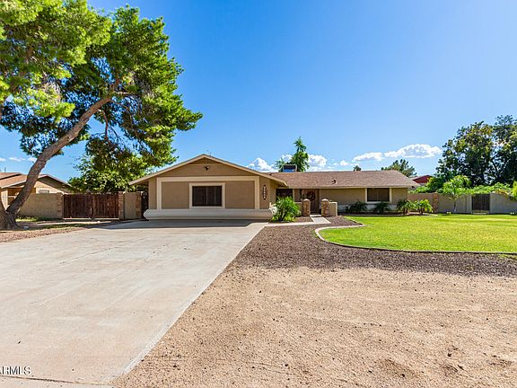 4th image of 10327 W CATALINA Drive