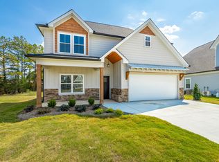57 Country Cove Dr, Rossville, GA 30741