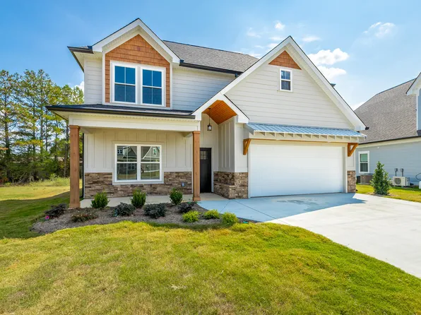 57 Country Cove Dr, Rossville, GA 30741