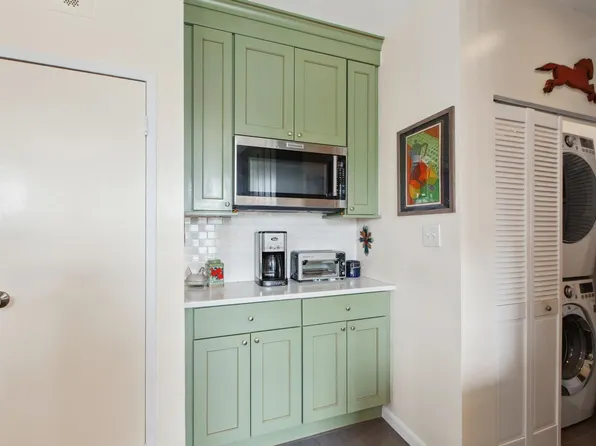 299 13th Street image 6 of 15