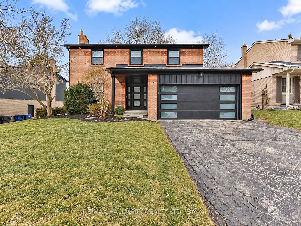 18 Aldenham Cres #LOWER