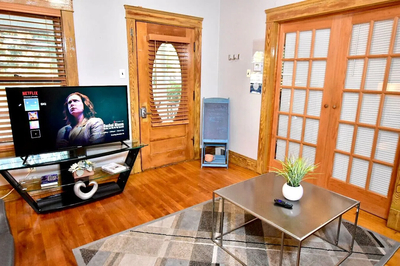 2 bed, 800 sqft, $1,300 — Photo 4