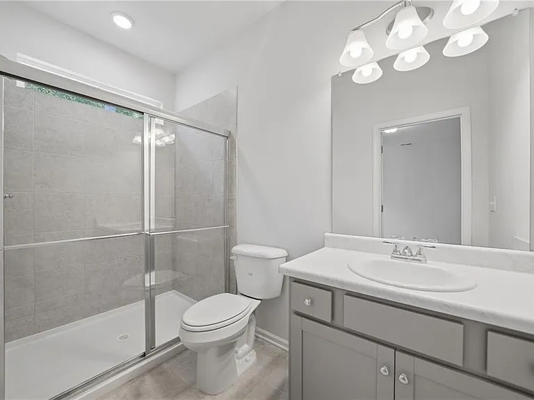 1670 Eagle Dr — Photo 35