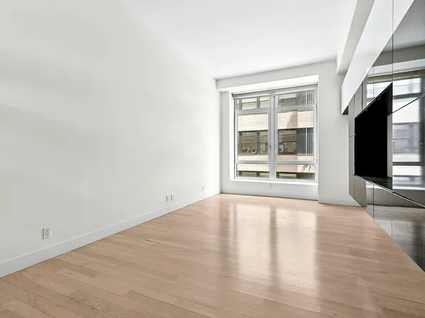 111 Fulton Street image 8 of 9