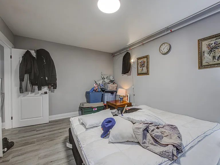 99 Haig St #2 — Photo 8