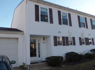 37 Apple Dr, Spring Lake, NJ 07762