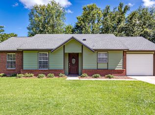 1304 Springridge Rd, Gautier, MS 39553