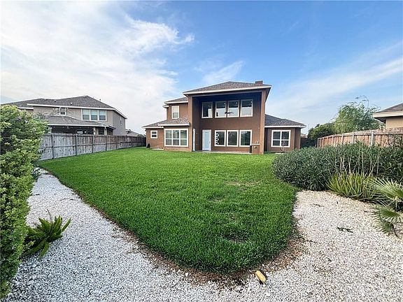 3rd image of 4509 Ensenada Ave