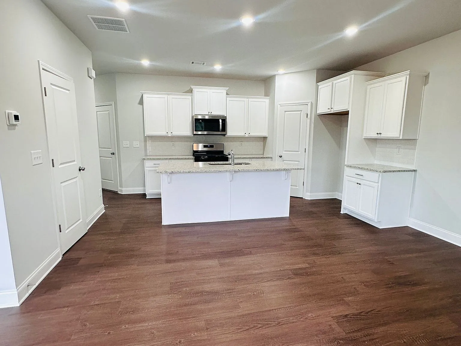 301 Webb Market Way — Photo 3