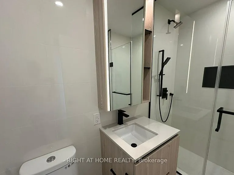 699 Sheppard Ave E #520 — Photo 8