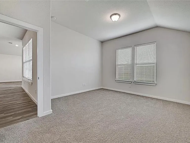 116 Joseph Hawkins Ln — Photo 16