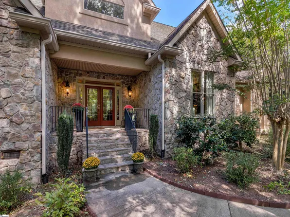 610 Plumley Summit Rd, Landrum, SC 29356