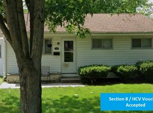 14 Grace St, Danville, IL 61832