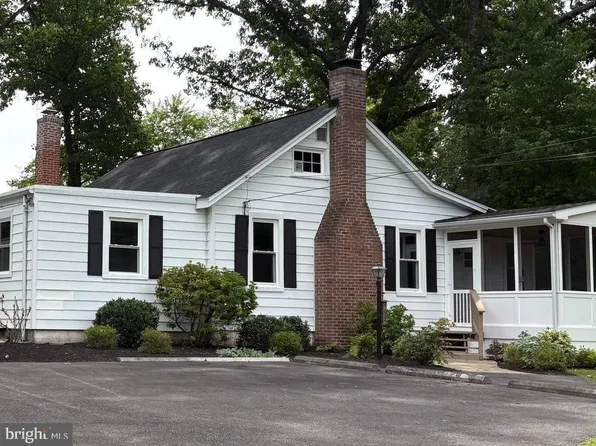 13777 Notley Rd, Silver Spring, MD 20904