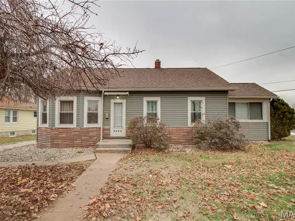 3505 Coronado Dr, Alton, IL 62002