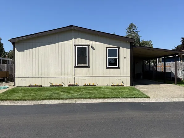 29720 Jeans Rd Space 24, Veneta, OR 97487