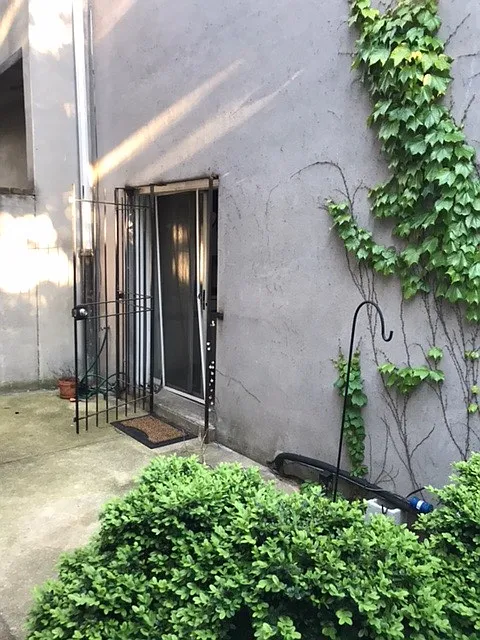 1139 Lombard St photo 1