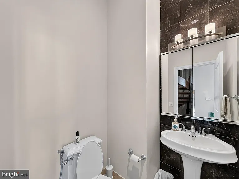 8220 Crestwood Heights Dr #1912 — Photo 38