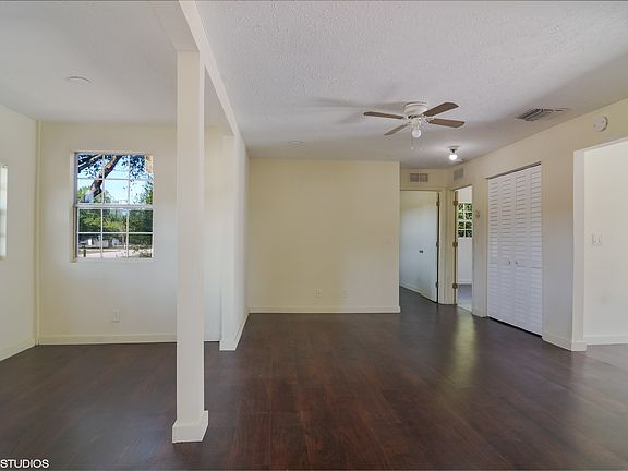 3rd image of 3633 NW 24th Ave