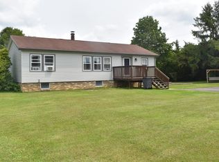 1609 Crestview Dr, Somerset, PA 15501