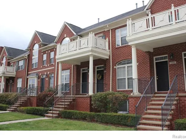 1418 Ashford Ct #1, Troy, MI 48084