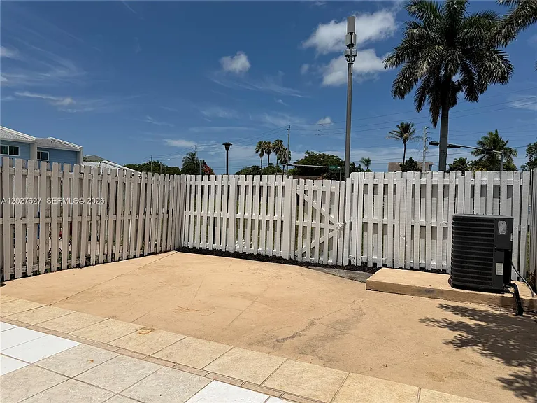22317 SW 103rd Ave — Photo 10