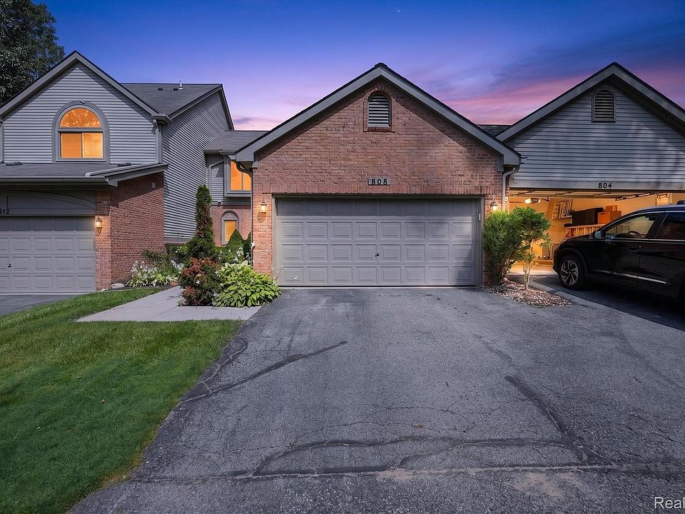 1st image of 808 Maplewood Ct