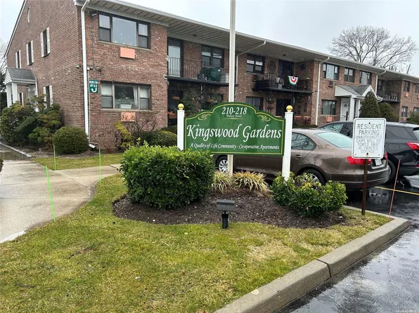 212 Fulton Street #1G, Farmingdale, NY 11735