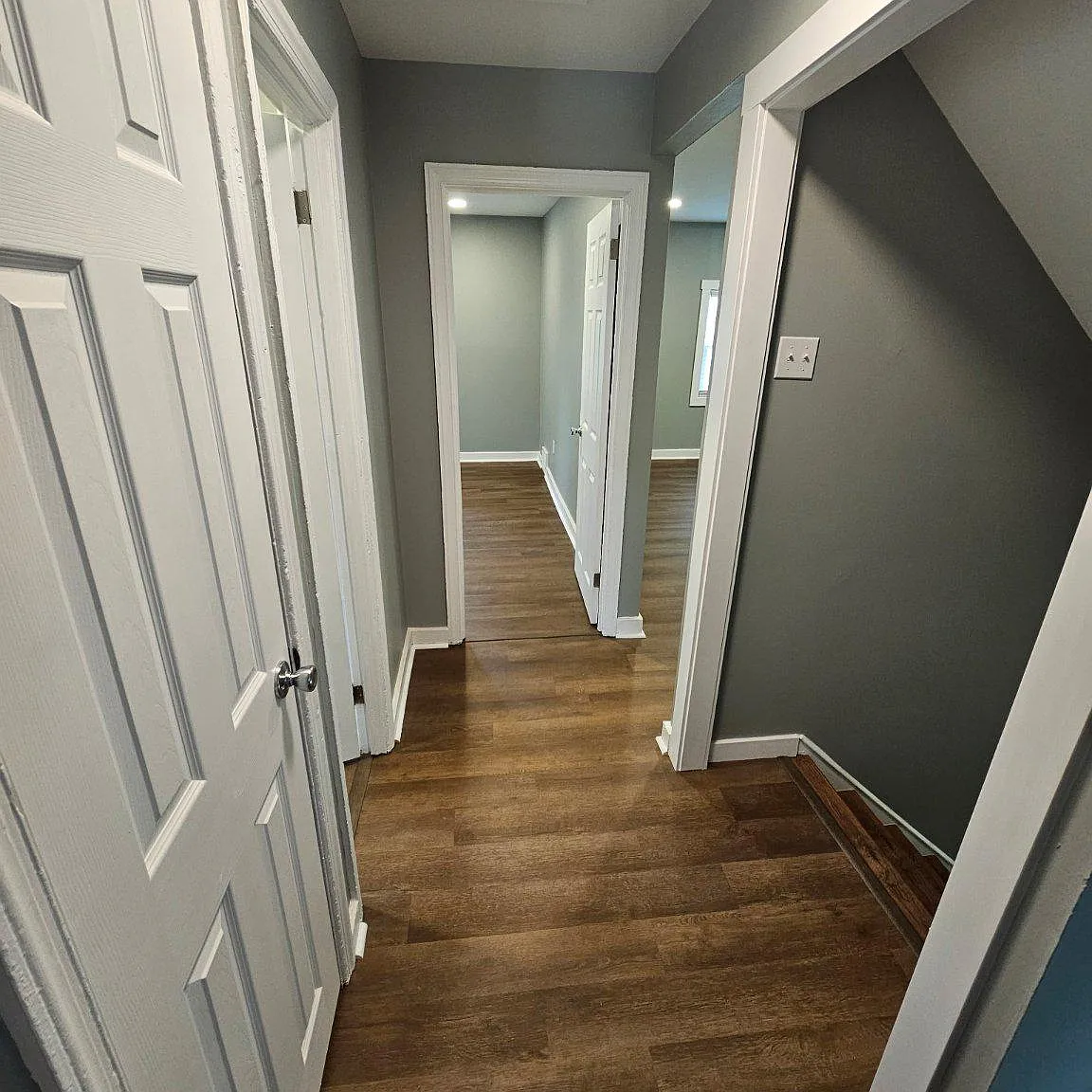 2 bed, 1.0 bath, 900 sqft, $1,900 — Photo 3