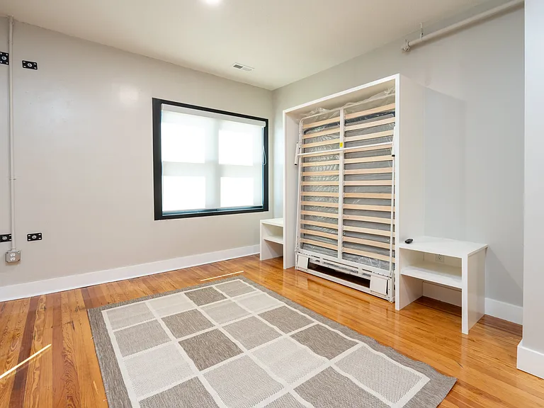 2328 E Douglas Ave — Photo 25