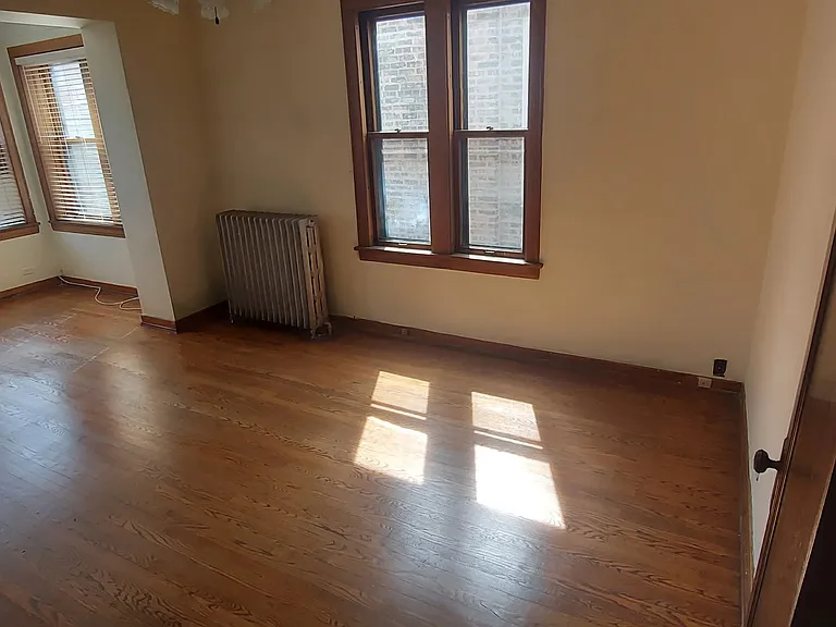 6323 N Wayne Ave #2 — Photo 5