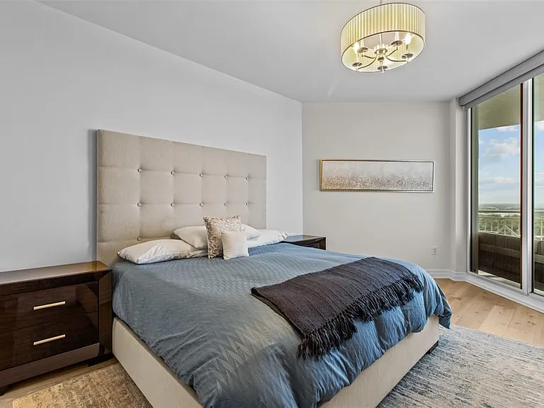 331 Cleveland St #2102 — Photo 32