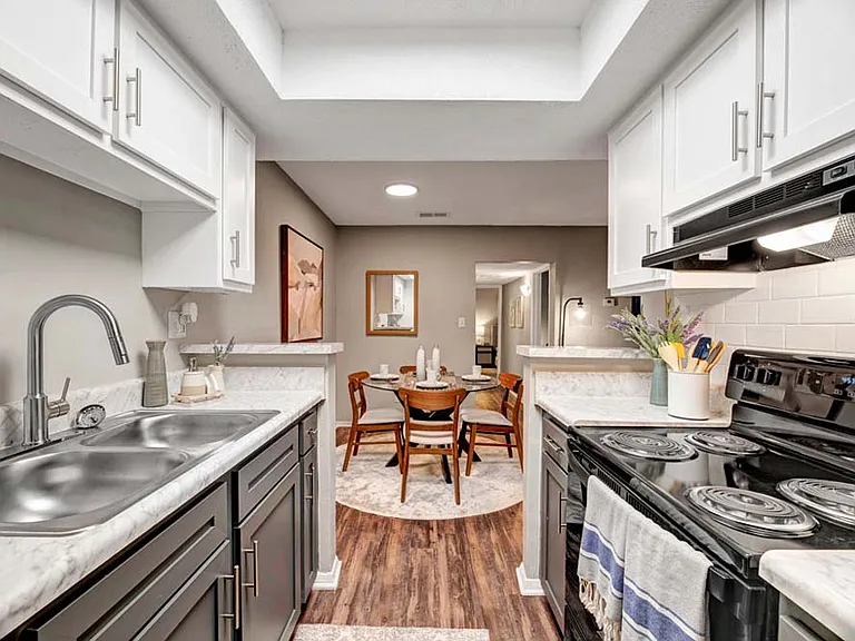 Aria North Hills — Photo 1