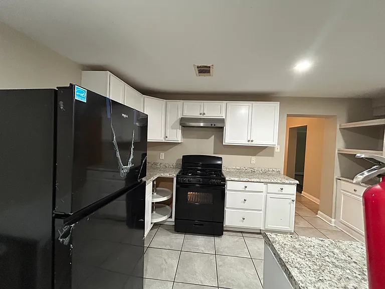 3623 Webb Dr — Photo 5