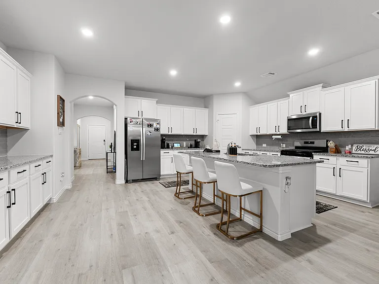 9917 Tacoma Dr — Photo 12